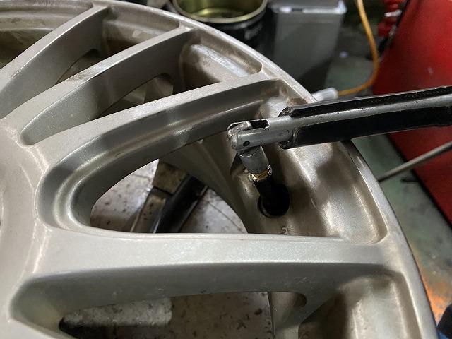 滋賀オートライフハノ　ダイハツ「アトレー」(軽自動車)のスタッドレス交換4本（コンチネンタル）