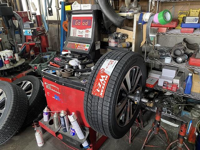 滋賀オートライフハノ　スバル「レヴォーグ レイバック」の持込スタッドレス交換4本（18インチ）