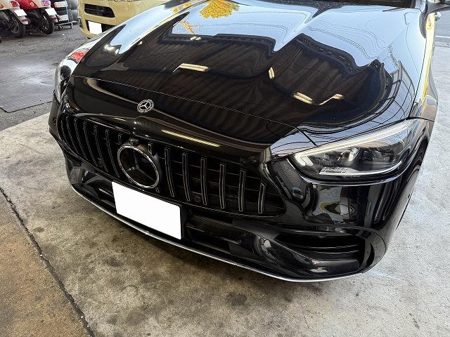 滋賀オートライフハノ　輸入車「ベンツ C220d」(W206)「パナメリカーナ」グリル取付
