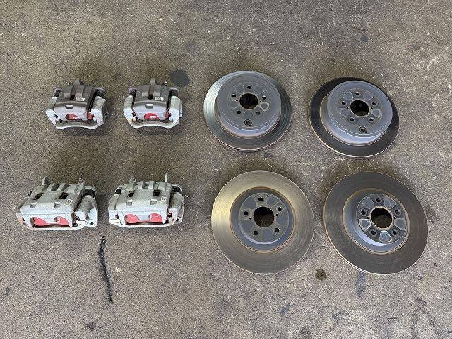 滋賀オートライフハノ　トヨタ「GR86」(ZN8)の持込ブレンボキャリパー＆ローター交換(純正オプション)
