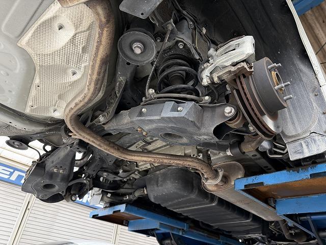 滋賀オートライフハノ　トヨタ「ヴェルファイア」(AGH30)の車検＆整備とオイル交換