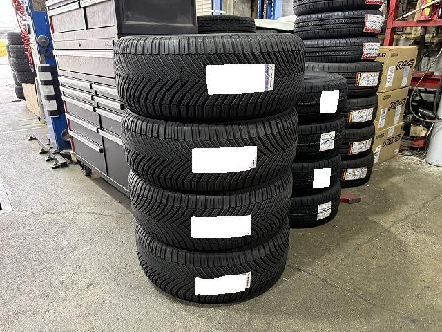 滋賀オートライフハノ　輸入車「ポルシェ カイエン」の持込オールシーズンタイヤ交換4本（18インチ）