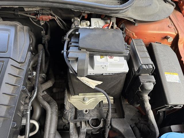 滋賀オートライフハノ　輸入車「VWポロ」の持ち込みバッテリー交換（VARTA）