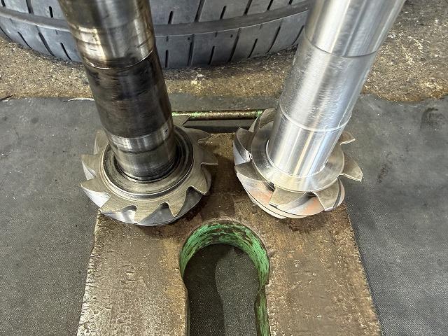 滋賀オートライフハノ　日産「シルビア」(S13)の「4.6」ファイナル交換