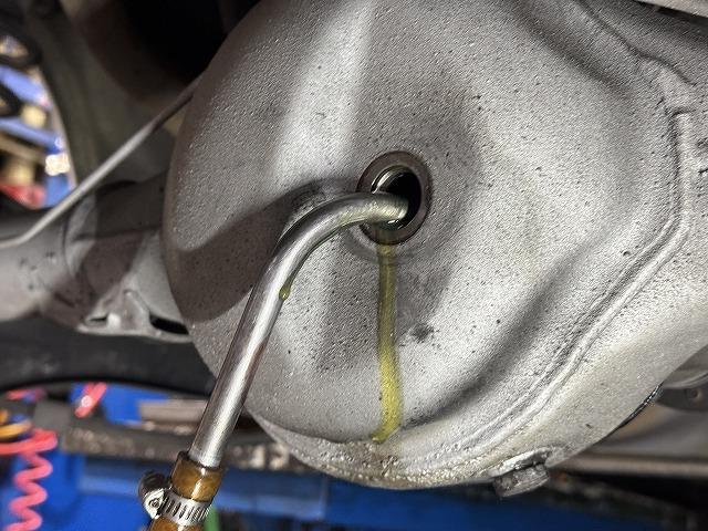 滋賀オートライフハノ　日産「クリッパー」(DR17V)の持ち込みLSD交換(クスコ)