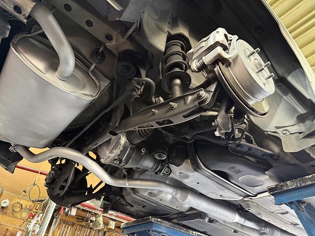 滋賀オートライフハノ　トヨタ「86」(ZN6)の車検＆整備とミッション＆デフオイル交換