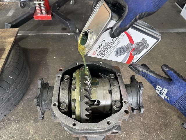 滋賀オートライフハノ　日産「スカイライン」(ECR33)のLSD交換（クスコ製）