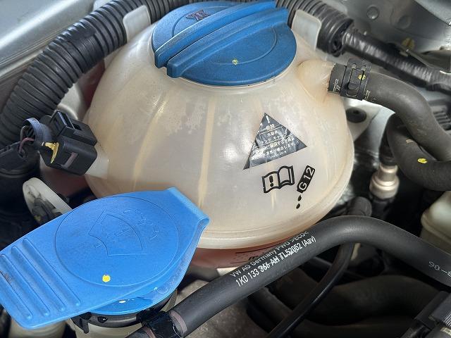 滋賀オートライフハノ　輸入車「VWイオス」の車検＆整備とブレーキフルード交換