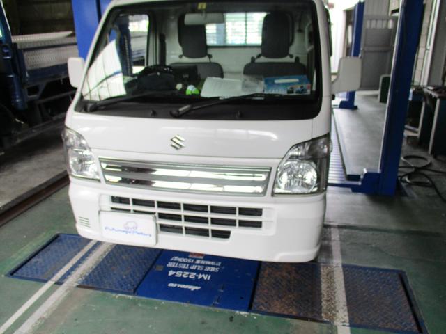 キャリーダンプのタイヤ交換