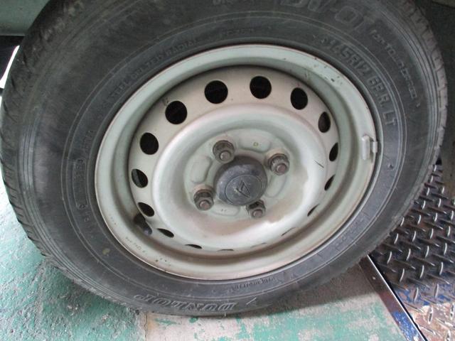 ハイゼットのエコ車検です。