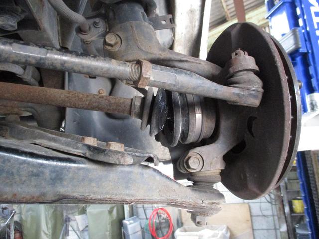 サンバートラック　ドライブシャフトブーツ交換