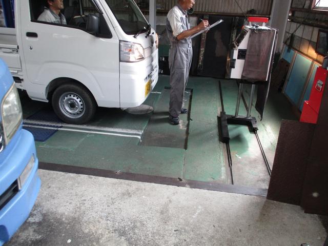 ハイゼットの車検です。