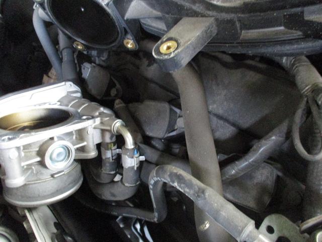 フーガハイブリッドの車検です。