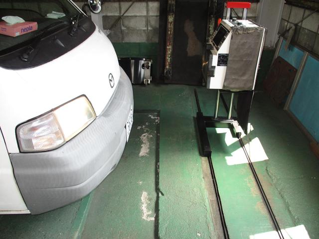 ボンゴトラックの車検です。