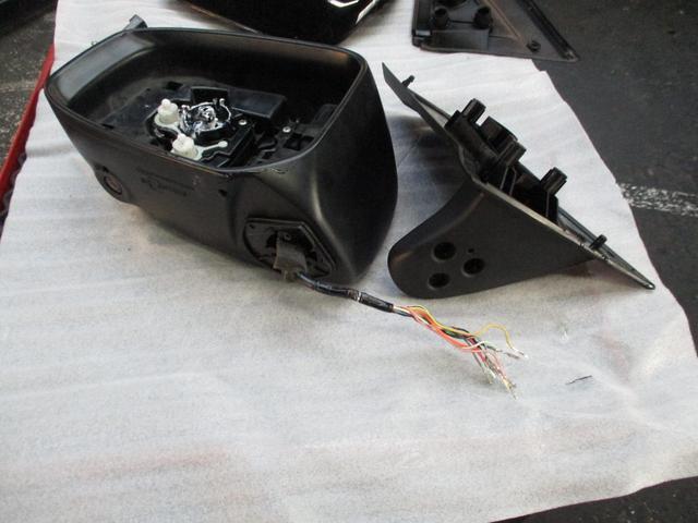 車検で入ってきたデイズルークスのドアミラーの格納が格納しない