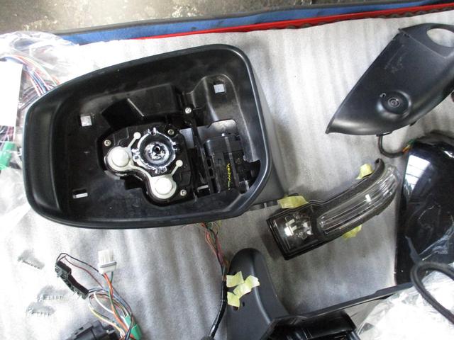 車検で入ってきたデイズルークスのドアミラーの格納が格納しない