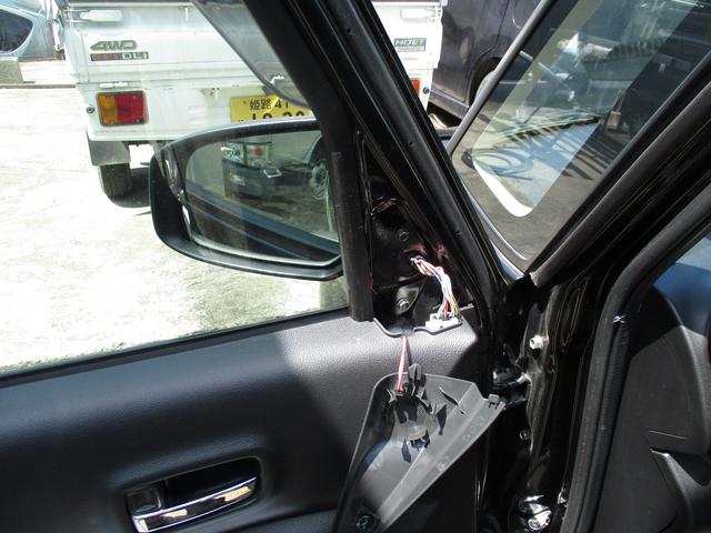 車検で入ってきたデイズルークスのドアミラーの格納が格納しない
