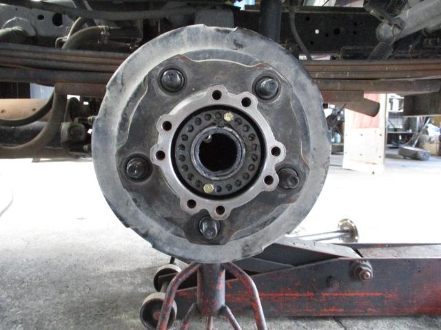 タイタンダンプの車検