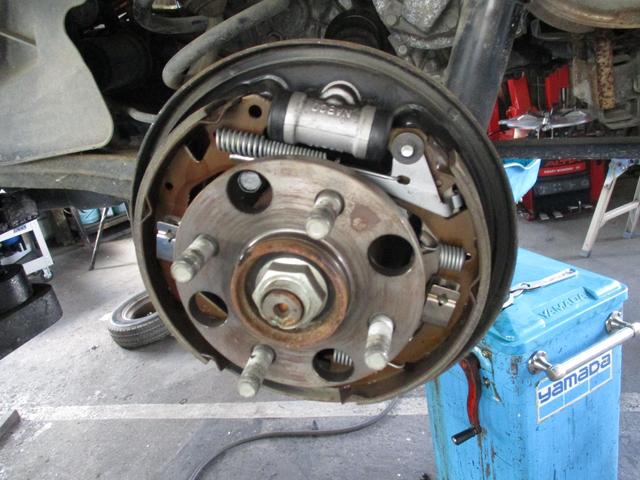 サンバートラックの車検