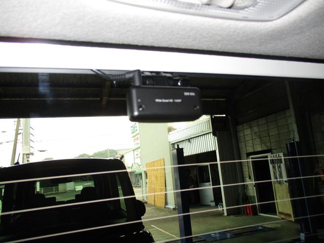 Ｎワゴンにナビ、ドラレコ前後を取付します。
