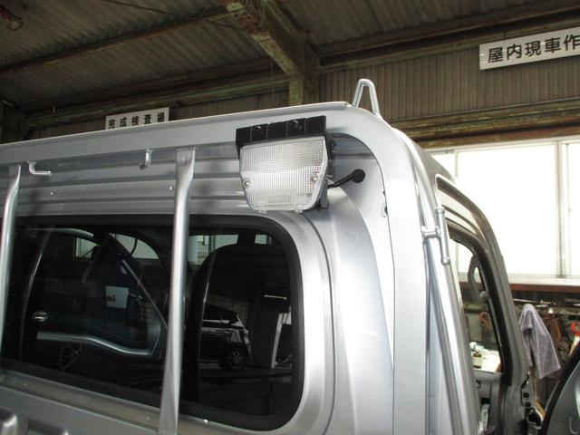 ハイゼットの部品取付