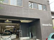 鈑金のプロの技術でどんな傷もへこみもきれいに直します。