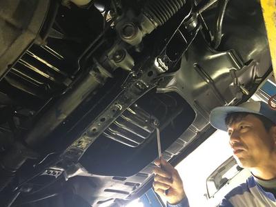 プロの整備士がメンテナンス