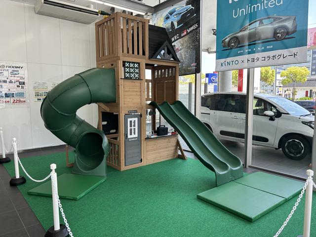 トヨタカローラ南海株式会社 いぶき野プラザ(2枚目)