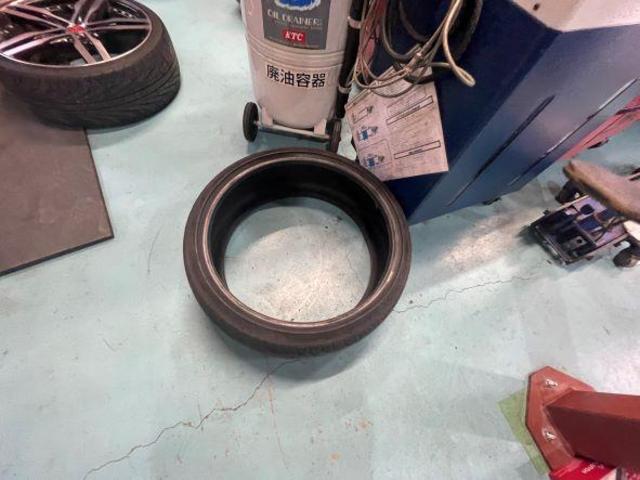 持ち込みタイヤ交換・スタッドレス・守口市・オートスピリット・セレナ