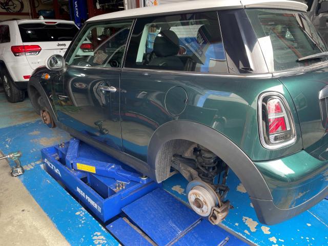 持込パーツ　ＭＩＮＩ　ホイール・タイヤ交換　守口市　門真市　寝屋川市　オートスピリット