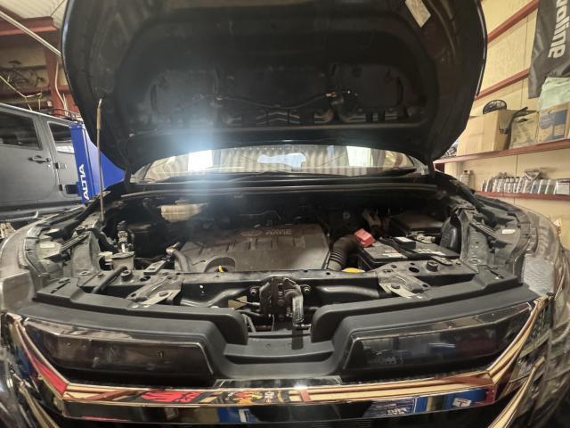 ヴォクシー　中古車販売  点検・整備　安心　安全　守口　オートスピリット