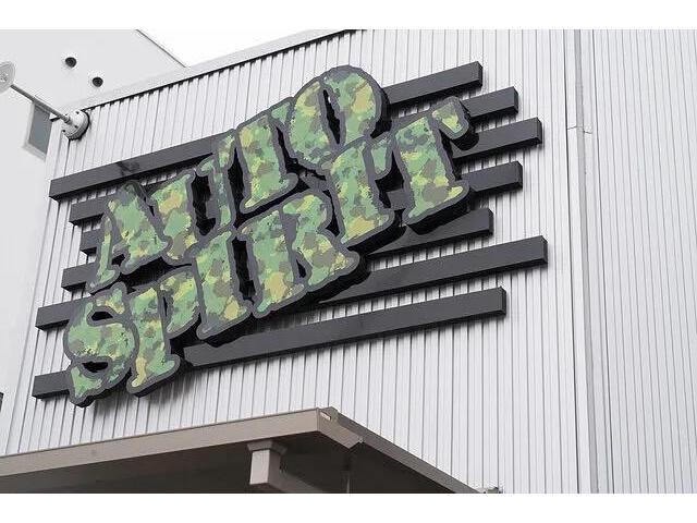 守口市で創業26年信頼のオートスピリット　三菱ふそう　キャンター　板金・外装補修　事故