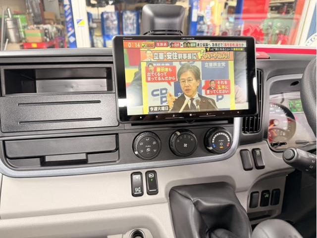 三菱ふそう　キャンター　電装系修理  ナビ取付　安心　安全　守口　門真　寝屋川　高槻　枚方　オートスピリット