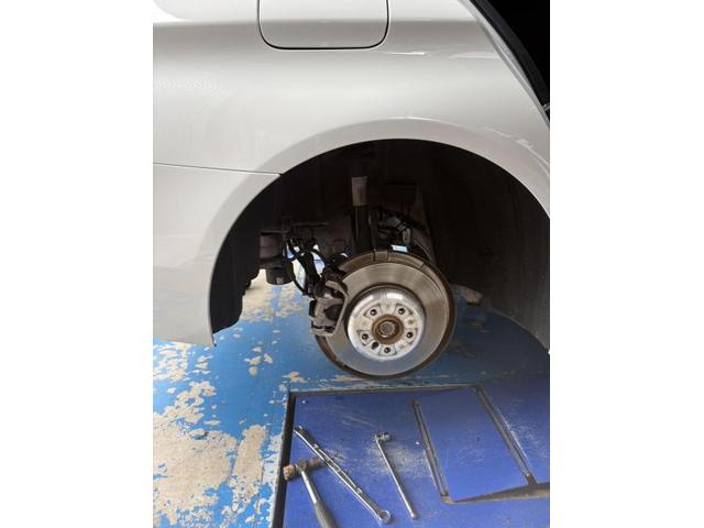 BMW iX 内装補修・修理 リアショック交換 安心 安全 守口 門真 寝屋川 高槻 枚方 オートスピリット