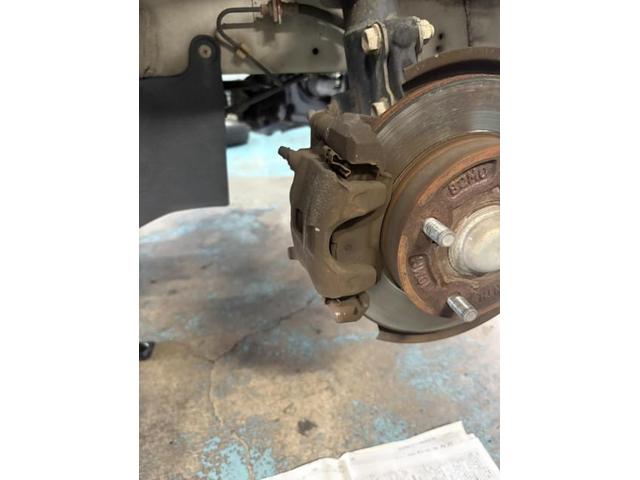 キャリー、フロントブレーキパッド、リヤブレーキライニング、オイルコントロールバルブ交換 安心
安全 守口 門真 寝屋川 高槻 枚方 オートスピリット