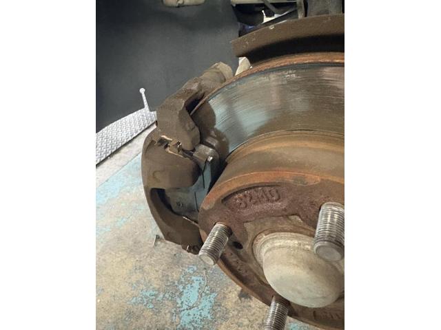 キャリー、フロントブレーキパッド、リヤブレーキライニング、オイルコントロールバルブ交換 安心
安全 守口 門真 寝屋川 高槻 枚方 オートスピリット