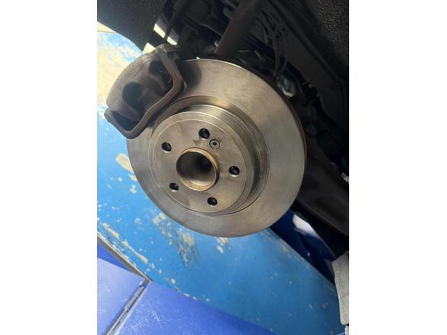 ベンツ CLA180 リアブレーキローター 　リアブレーキパット　 ヒーターチェックバルブ LLC 交換