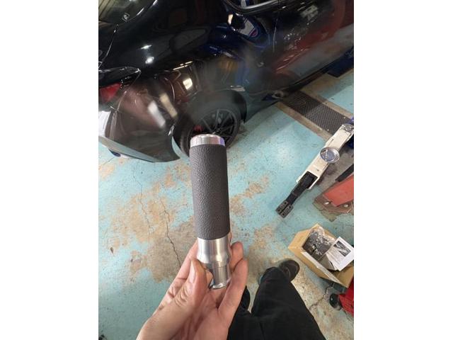 トヨタ　ＧＲ８６　板金・外装補修　フロントリップ、サイドリップ、サイドブレーキグリップ、室内パネル取り付け 　安心　安全　守口　門真　寝屋川　高槻　枚方　オートスピリット