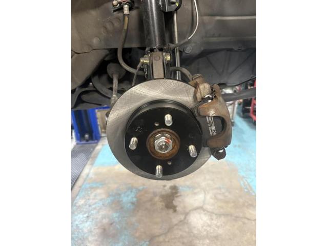 スズキ　フロントブレーキローター交換　安心　安全　守口　門真　寝屋川　高槻　枚方　オートスピリット