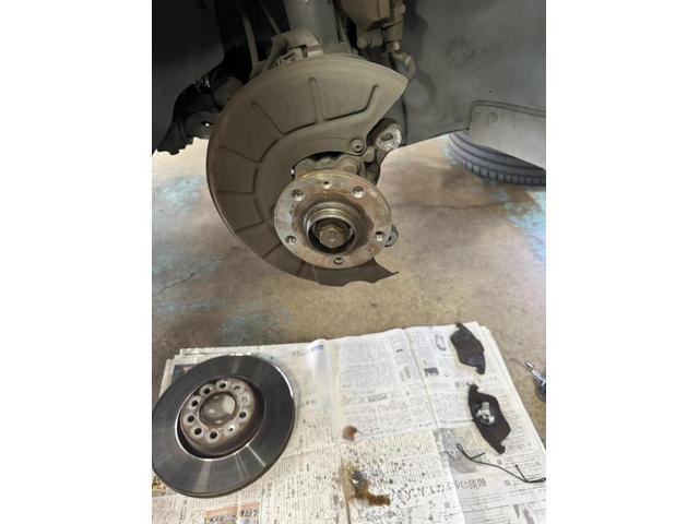 アウディ A3　ブレーキパット ローター 交換　暗視Hん　安全　守口　門真　寝屋川　高槻　枚方　オートスピリット　