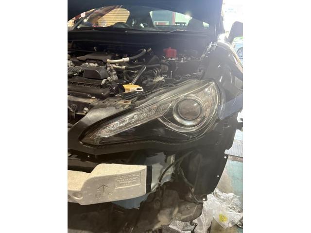 トヨタ　８６　ヘッドライトユニット交換　安心　安全　守口　門真　寝屋川　高槻　枚方　オートスピリット