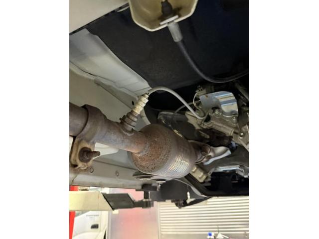 スズキ  エブリィ タイヤ4本 フロントパッド リアO2センサー プラグ コイル 交換　安心　安全　守口　門真　寝屋川　高槻　枚方　オートスピリット