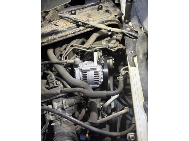 ダイハツ　ハイゼットバン　内装補修・修理　オルタネータ―交換　安心　安全　守口　門真　寝屋川　高槻　枚方　オートスピリット