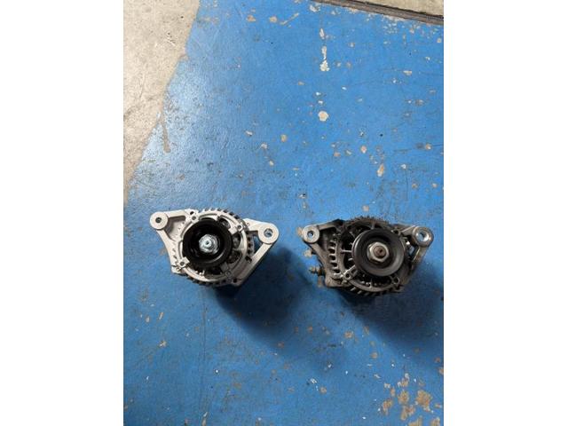 ダイハツ　ハイゼットバン　内装補修・修理　オルタネータ―交換　安心　安全　守口　門真　寝屋川　高槻　枚方　オートスピリット