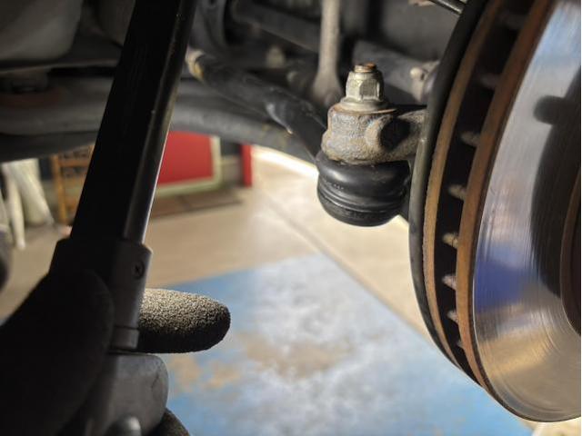 トヨタ　ノア　内装補修・修理　エアエレメント　エンドブーツ交換　安心　安全　守口　門真　鶴見　寝屋川　枚方　オートスピリット