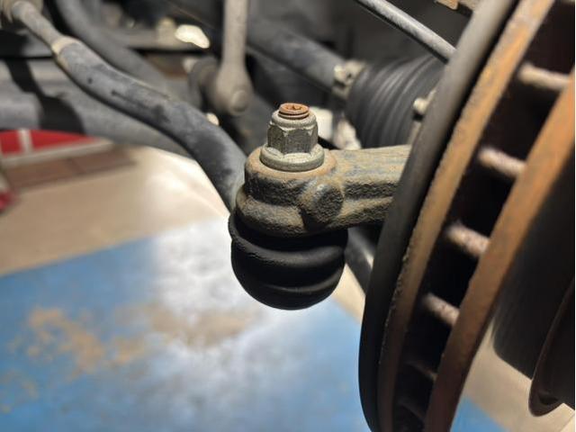 トヨタ　ノア　内装補修・修理　エアエレメント　エンドブーツ交換　安心　安全　守口　門真　鶴見　寝屋川　枚方　オートスピリット