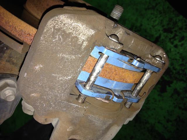 ハイゼットのブレーキディスクパット交換　大阪　春田自動車