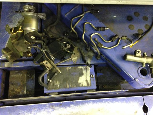 マツダ　ボンゴバン　ＤＰＦランプ　点滅/点灯　インテークマニホールド清掃　大阪　春田自動車　