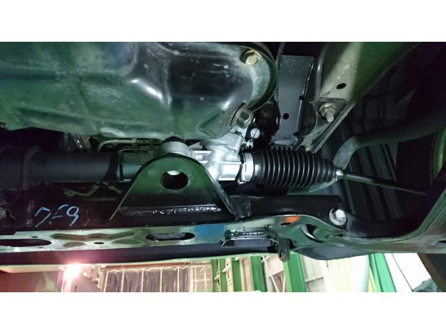 ニッサン　エルグランド　パワステオイル漏れ