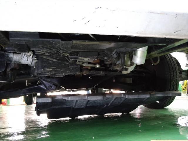スバル　サンバー　トラック　ＴＴ２　エアコンが効かない　エキスパンションバルブ交換　大阪　トラック・バン　修理　春田自動車